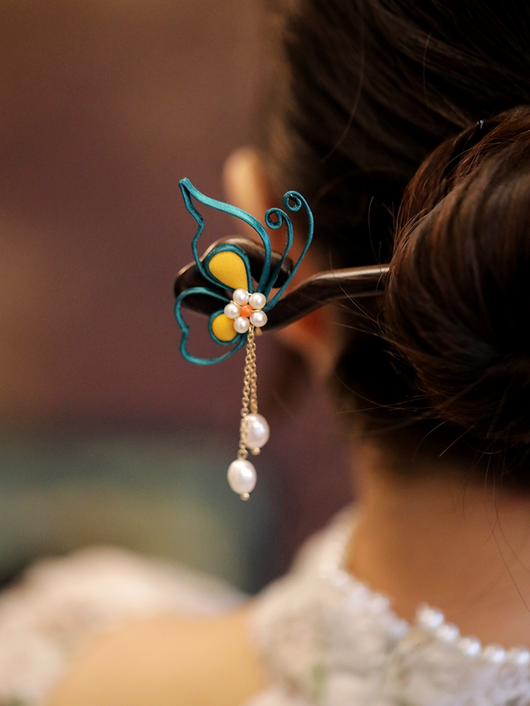 Classical Chinese Style Butterfly Hairpin with Step-Shake Tassel, Wooden Qipao Hairpin for Bun, Black Sandalwood Accessory Classical Chinese Style Butterfly Hairpin with Step-Shake Tassel, Wooden Qipao Hairpin for Bun, Black Sandalwood Accessory