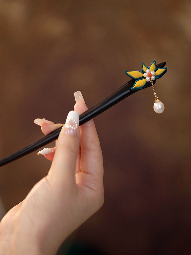 Classical Chinese Style Butterfly Hairpin with Step-Shake Tassel, Wooden Qipao Hairpin for Bun, Black Sandalwood Accessory Classical Chinese Style Butterfly Hairpin with Step-Shake Tassel, Wooden Qipao Hairpin for Bun, Black Sandalwood Accessory