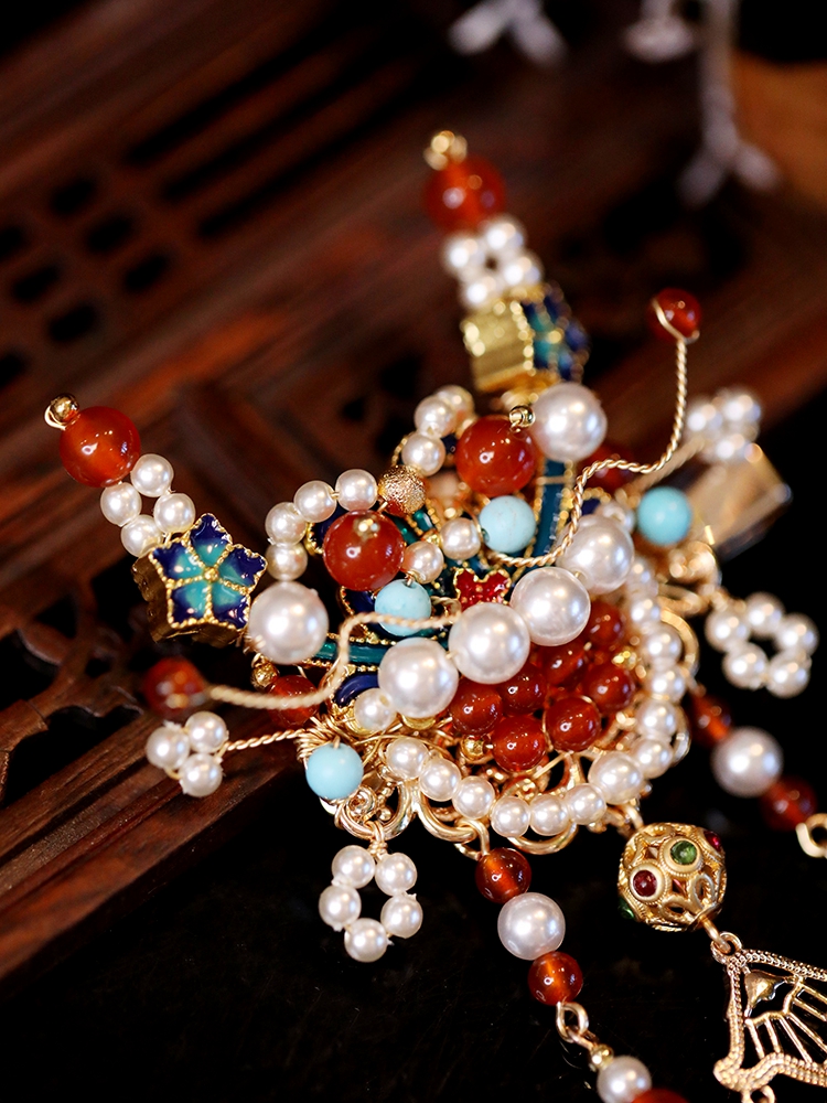 Classical Dragon Year Brooch - National Style Retro Decorative Pin for Autumn & Winter Coats, Festive Niche Accessory Classical Dragon Year Brooch - National Style Retro Decorative Pin for Autumn & Winter Coats, Festive Niche Accessory