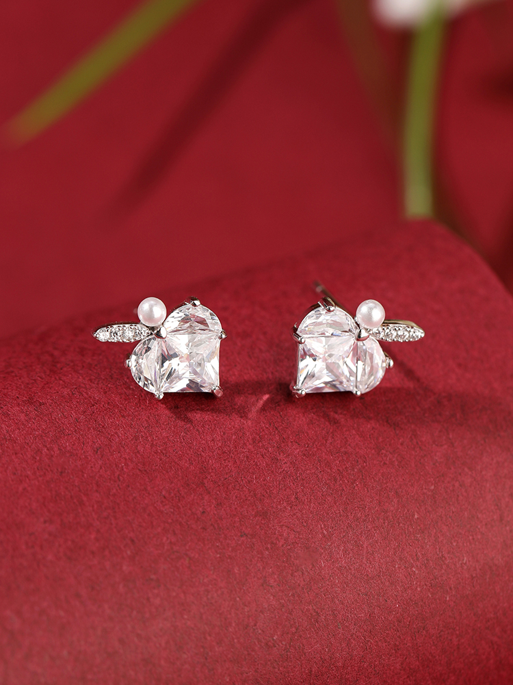 Classy 925 Sterling Silver Heart Diamond Stud Earrings with Pearl Accents for Women, Elegant Fashion Jewelry Classy 925 Sterling Silver Heart Diamond Stud Earrings with Pearl Accents for Women, Elegant Fashion Jewelry