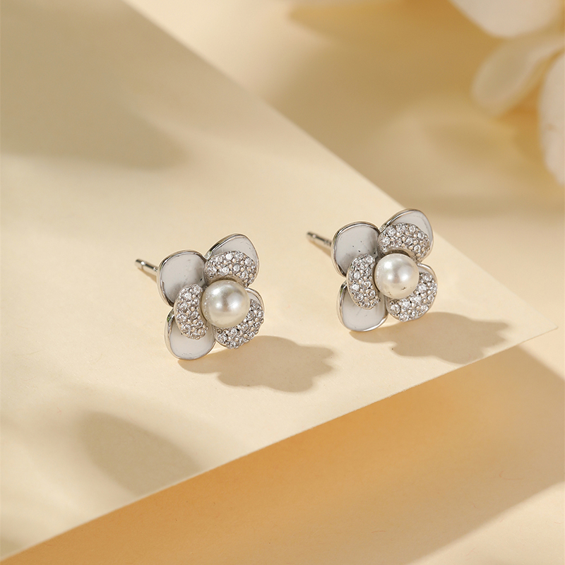 Classy Floral Pearl Stud Earrings for Women, High-End 925 Sterling Silver Jewelry, French Design Elegance