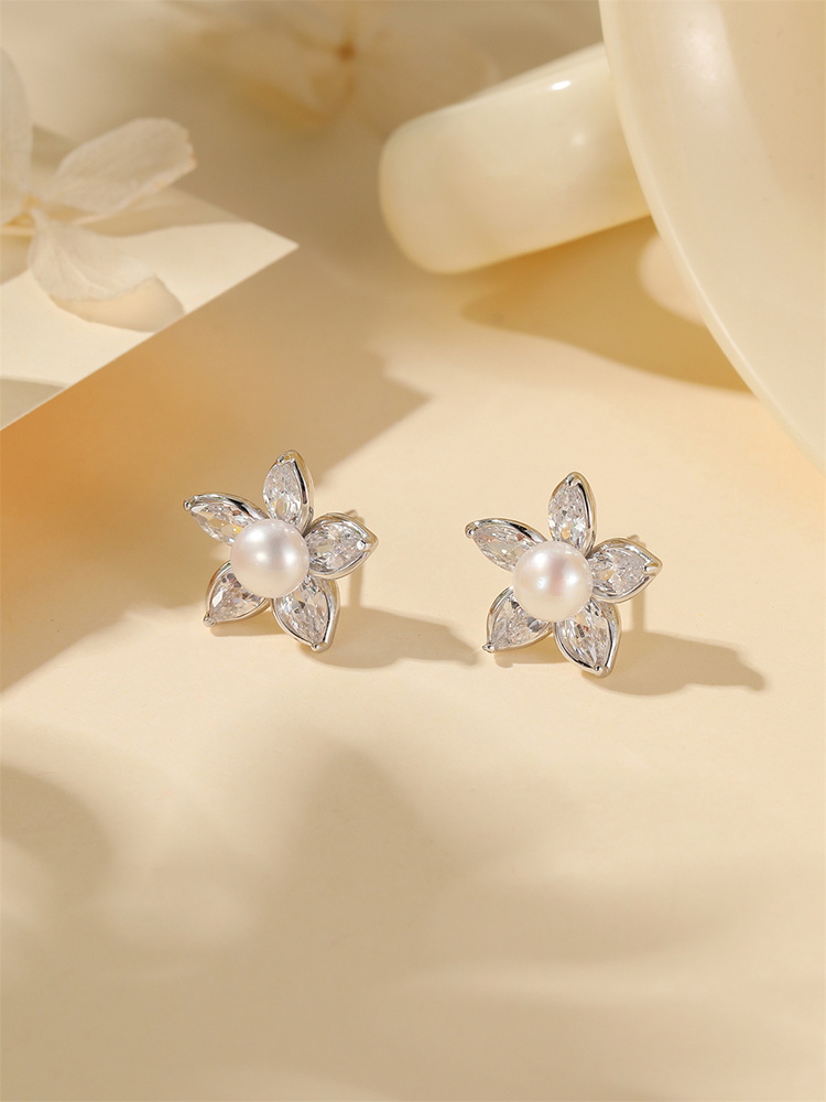 Classy Flower Pearl Earrings for Women - Light Luxury Zirconia Sterling Silver Studs, High-End Floral Design Classy Flower Pearl Earrings for Women - Light Luxury Zirconia Sterling Silver Studs, High-End Floral Design