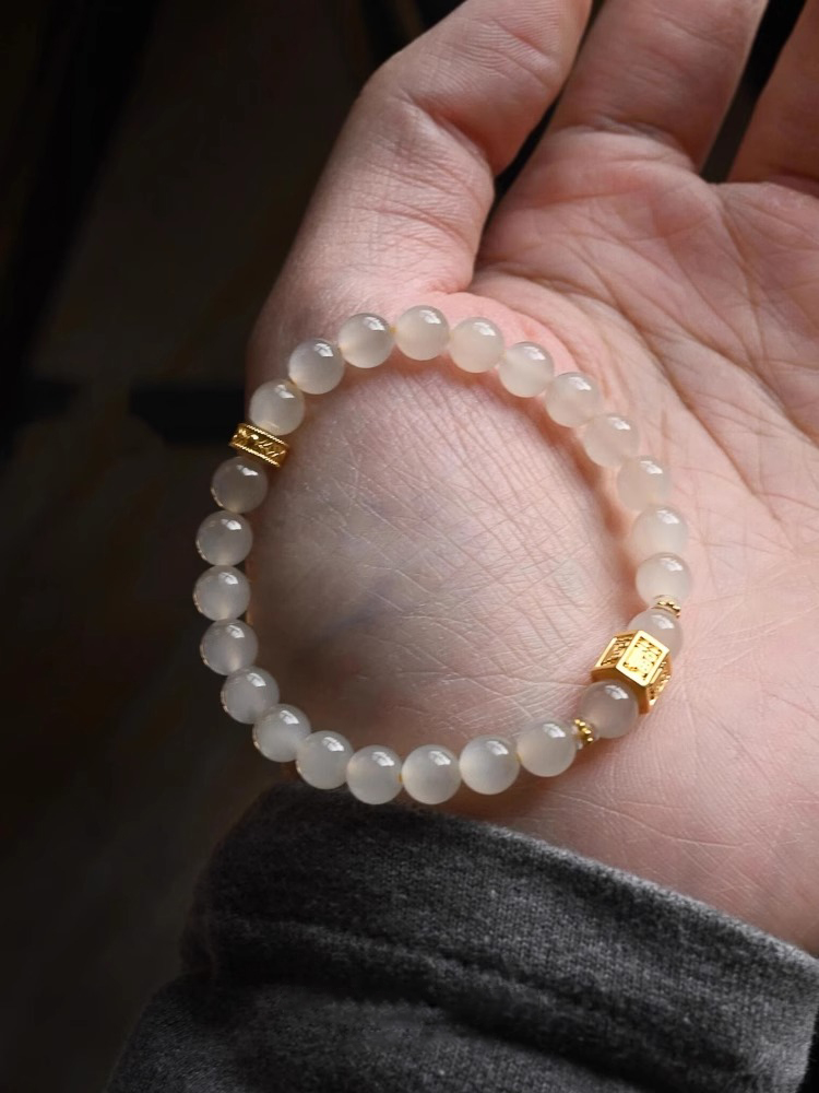 Classy Natural Translucent Chalcedony Bracelet for Women - Decorative Lucky Bead Design, Elegant Gift for Any Occasion
