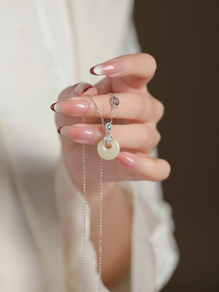 Classy Pi Xiu Pendant Necklace for Women, Hetian Jade & 925 Silver Chain, High-End Jewelry, Elegant Accessory for Special Occasions Classy Pi Xiu Pendant Necklace for Women, Hetian Jade & 925 Silver Chain, High-End Jewelry, Elegant Accessory for Special Occasions