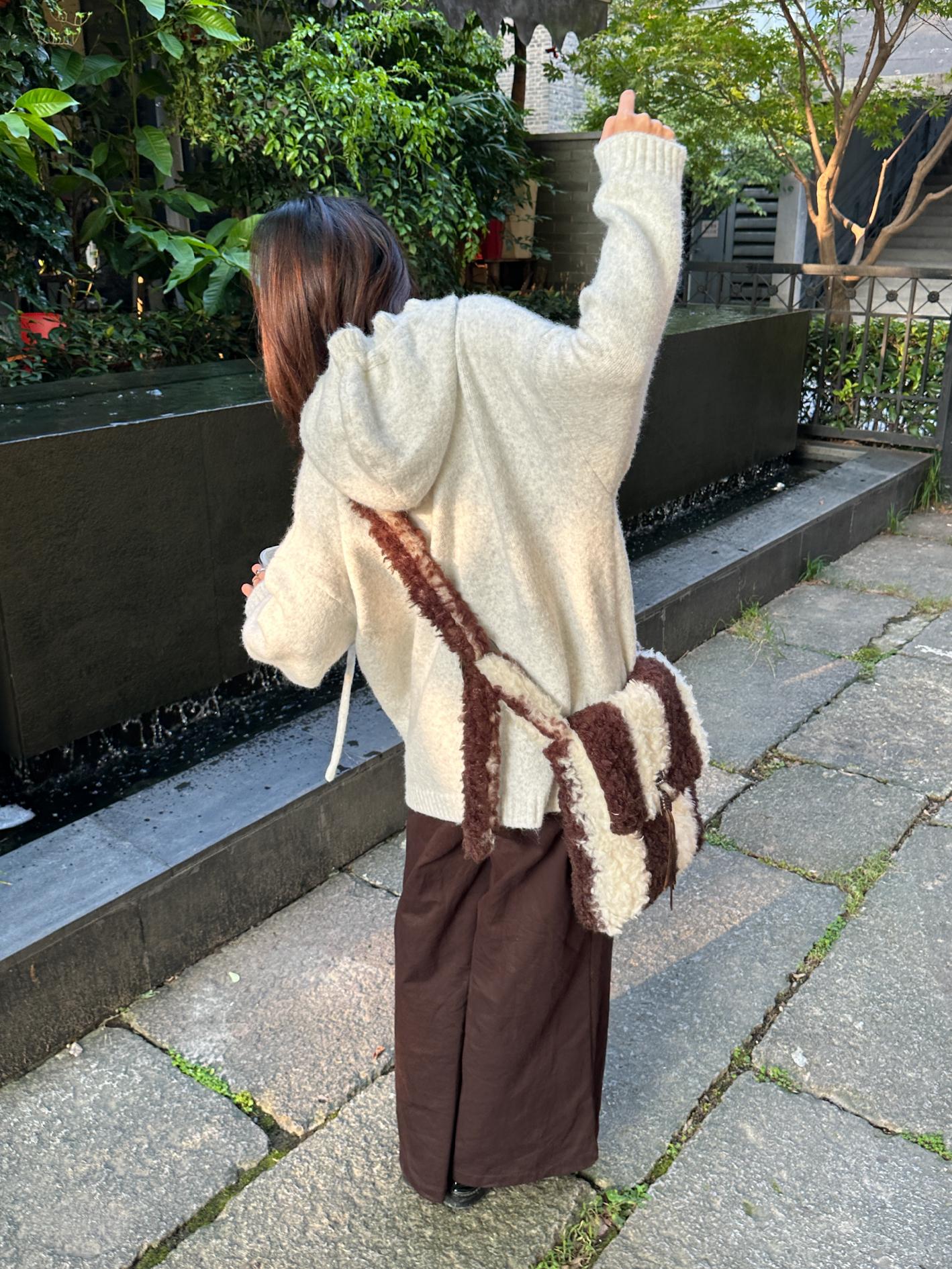 Coffee Truffle Autumn Winter Soft Crossbody Bag - Large Capacity Versatile Shoulder Bag for Everyday Style Coffee Truffle Autumn Winter Soft Crossbody Bag - Large Capacity Versatile Shoulder Bag for Everyday Style