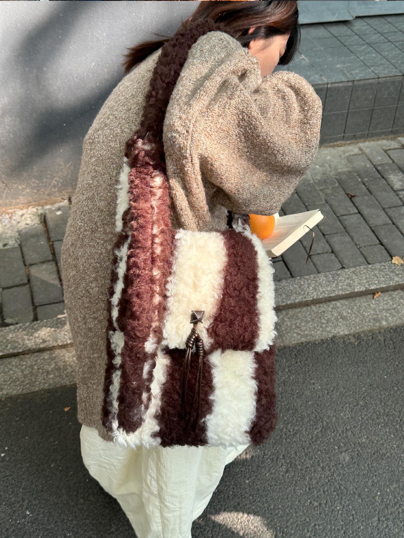 Coffee Truffle Autumn Winter Soft Crossbody Bag - Large Capacity Versatile Shoulder Bag for Everyday Style Coffee Truffle Autumn Winter Soft Crossbody Bag - Large Capacity Versatile Shoulder Bag for Everyday Style