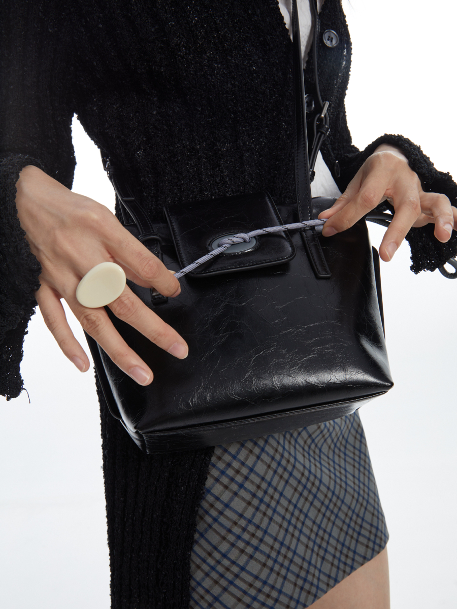 Color Block Cowhide Crossbody Bag - Small Jiu Jiu Shoulder Bag for Stylish Everyday Use Color Block Cowhide Crossbody Bag - Small Jiu Jiu Shoulder Bag for Stylish Everyday Use