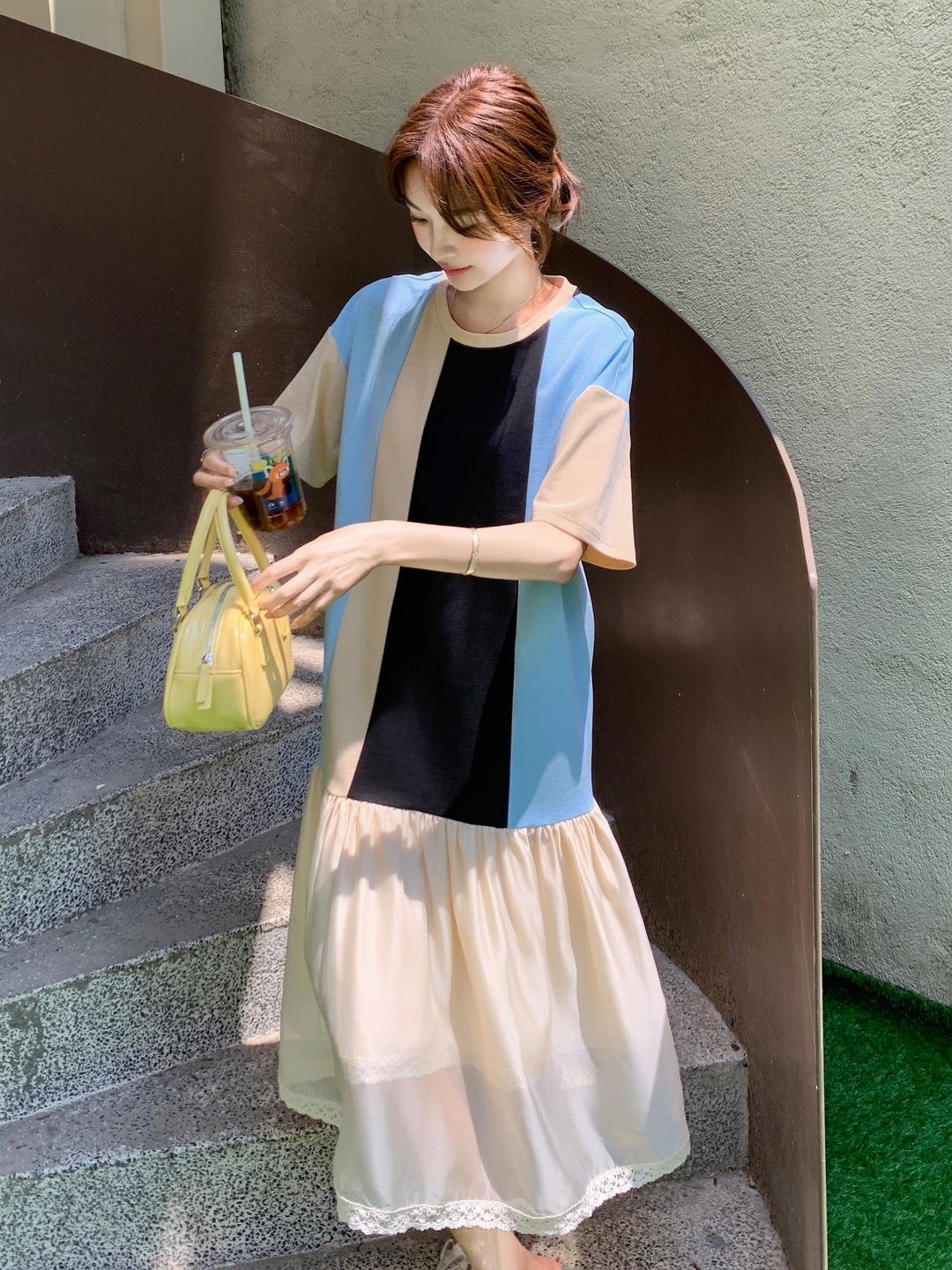Color-Block Mermaid Dress for Women - Fashionable Vacation Style, Sweet Age-Reducing, Summer 2025 Long Skirt Color-Block Mermaid Dress for Women - Fashionable Vacation Style, Sweet Age-Reducing, Summer 2025 Long Skirt
