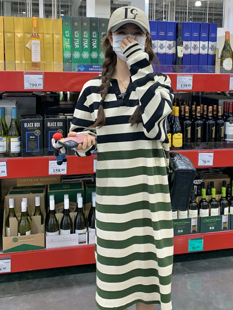 Color-Blocked Striped Patchwork Mid-Length Dress for Women - Loose Casual Korean Style Spring Autumn Dress, Age-Reducing Fashion Color-Blocked Striped Patchwork Mid-Length Dress for Women - Loose Casual Korean Style Spring Autumn Dress, Age-Reducing Fashion