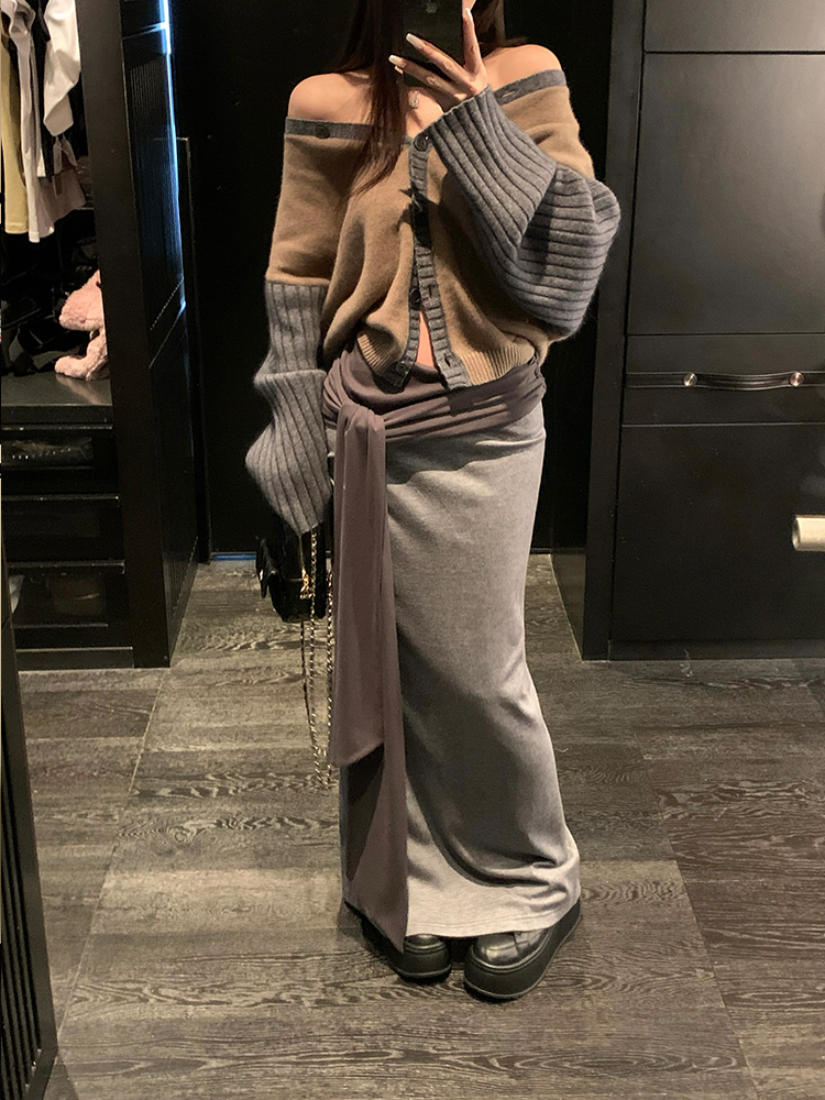 Color-blocked Tencel Wool One-shoulder Cardigan Sweater and Knitted Skirt Set - Trendy Y2K Style Fashion Ensemble Color-blocked Tencel Wool One-shoulder Cardigan Sweater and Knitted Skirt Set - Trendy Y2K Style Fashion Ensemble
