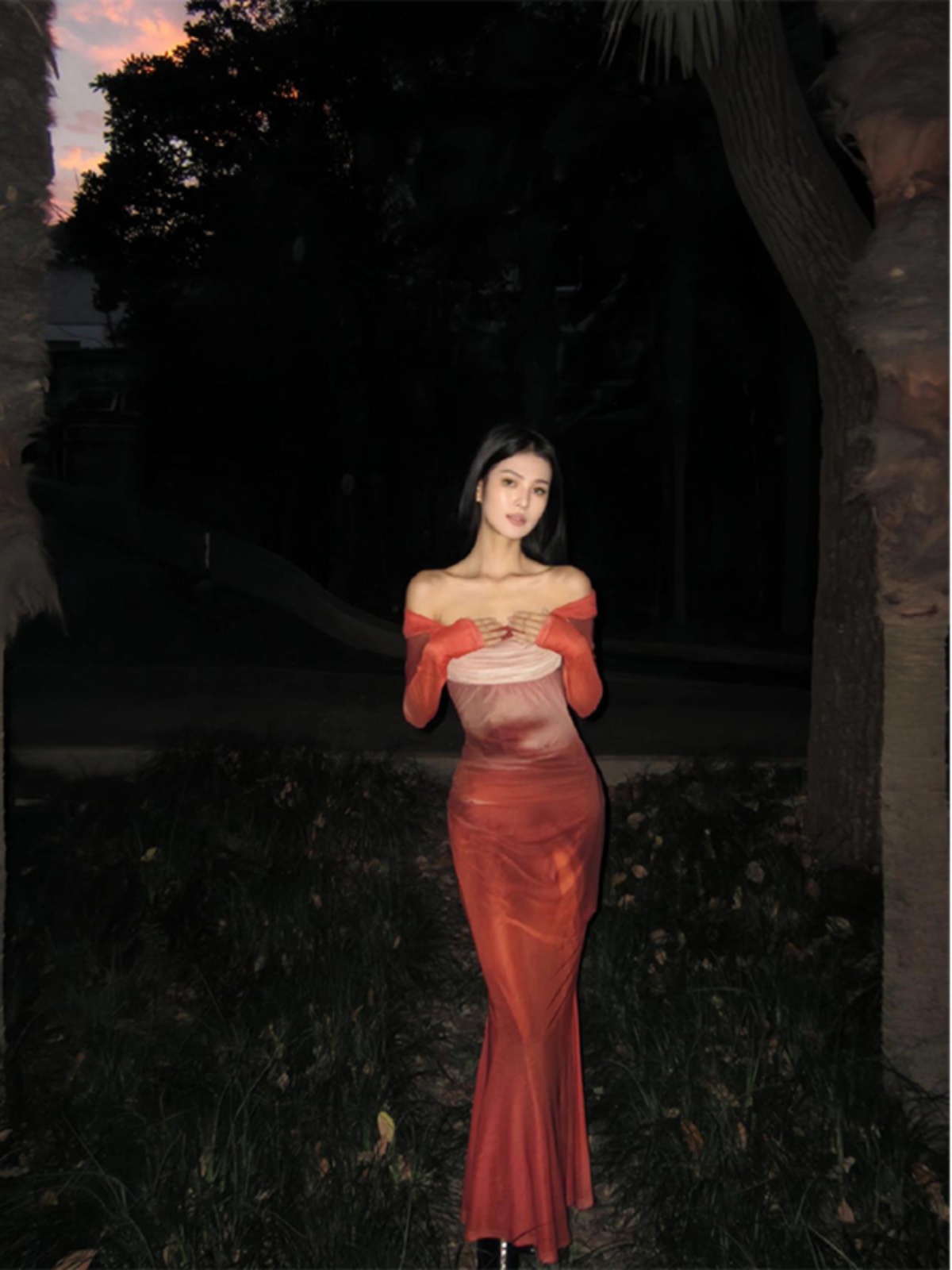 Color-Blocking Fishbone Swing Collar Dress for Women - Spring Autumn Temperament Fishtail Skirt Inspired by French Oil Painting Color-Blocking Fishbone Swing Collar Dress for Women - Spring Autumn Temperament Fishtail Skirt Inspired by French Oil Painting