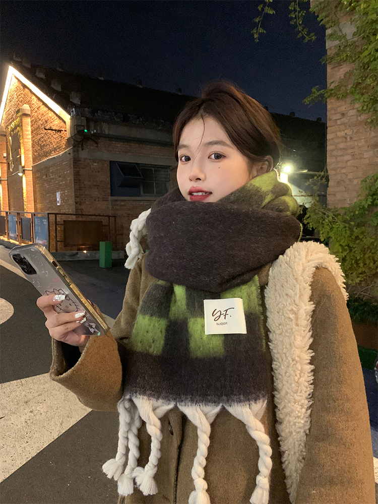 Color-Blocking Scarf - Soft Korean-Style Shawl, Thick Warm Long Versatile Neck Warmer for Cozy Winter Fashion Color-Blocking Scarf - Soft Korean-Style Shawl, Thick Warm Long Versatile Neck Warmer for Cozy Winter Fashion