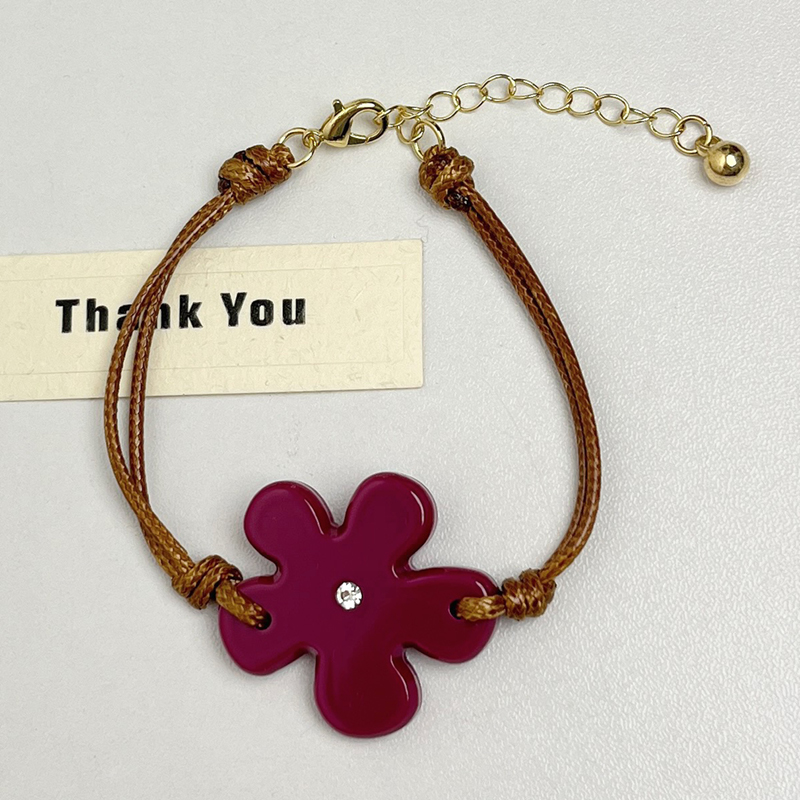 Colorful Acrylic Flower Diamond-Inlaid Necklace for Women - Elegant Clavicle Chain for Beach Vacation Style 2025 Colorful Acrylic Flower Diamond-Inlaid Necklace for Women - Elegant Clavicle Chain for Beach Vacation Style 2025