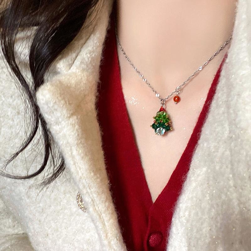 Colorful Christmas Snowflake Plush Necklace | Pearl Choker Heart Pendant Collarbone Chain for Festive New Year Accessories Colorful Christmas Snowflake Plush Necklace | Pearl Choker Heart Pendant Collarbone Chain for Festive New Year Accessories