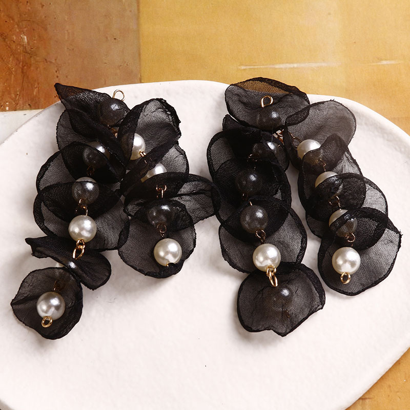 Colorful Floral Tassel Cluster Earrings for Girls - Long Romantic Crystal Ear Clips in Pastoral Forest Style for Vacation Wear Colorful Floral Tassel Cluster Earrings for Girls - Long Romantic Crystal Ear Clips in Pastoral Forest Style for Vacation Wear