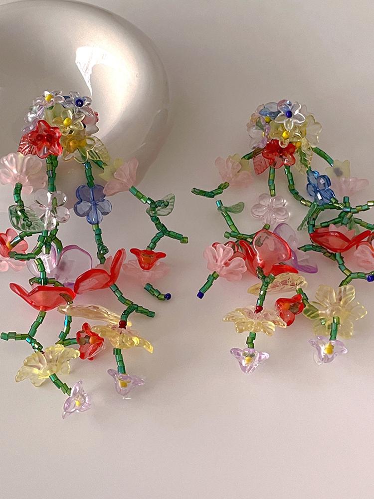 Colorful Floral Tassel Cluster Earrings for Girls - Long Romantic Crystal Ear Clips in Pastoral Forest Style for Vacation Wear Colorful Floral Tassel Cluster Earrings for Girls - Long Romantic Crystal Ear Clips in Pastoral Forest Style for Vacation Wear