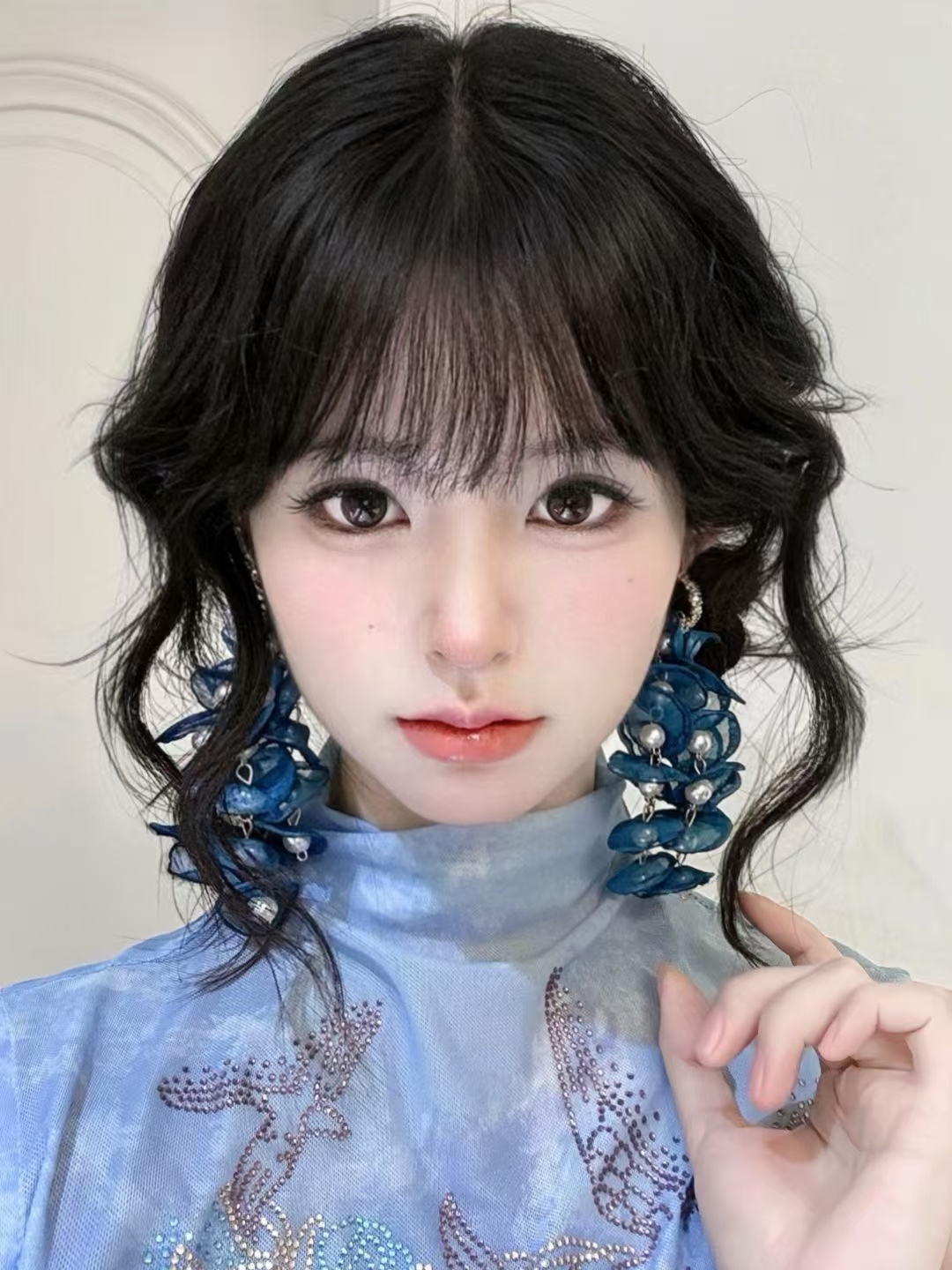 Colorful Floral Tassel Cluster Earrings for Girls - Long Romantic Crystal Ear Clips in Pastoral Forest Style for Vacation Wear Colorful Floral Tassel Cluster Earrings for Girls - Long Romantic Crystal Ear Clips in Pastoral Forest Style for Vacation Wear