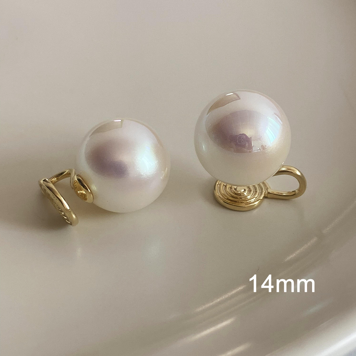 Colorful Mother-of-Pearl Aurora Mirror Earrings for Women, Light Luxury Style, Perfect for 90s and Y2K Fashion Trends Colorful Mother-of-Pearl Aurora Mirror Earrings for Women, Light Luxury Style, Perfect for 90s and Y2K Fashion Trends