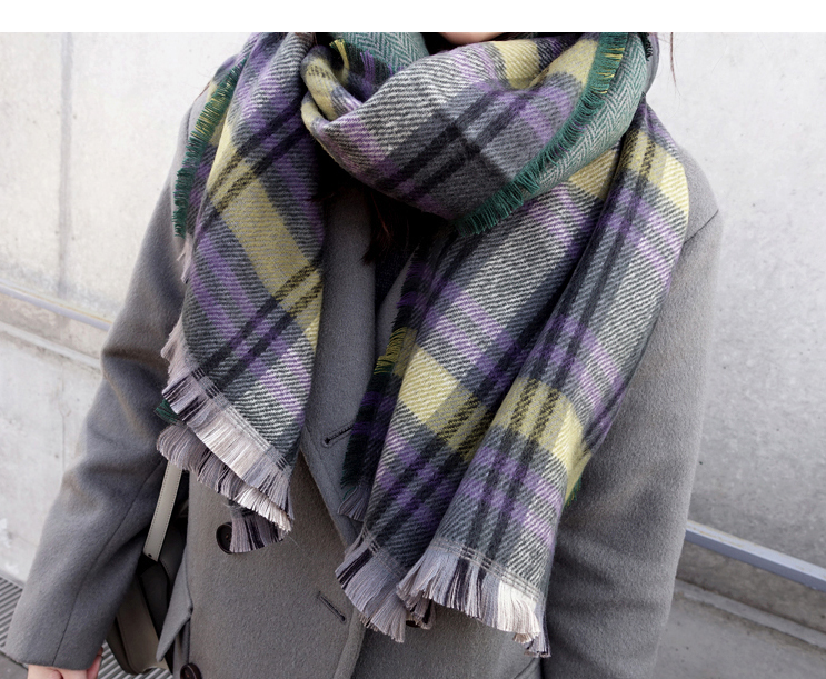 Colorful Tassel Scarf with Beautiful Pattern - Korean Style Fashion Accessory