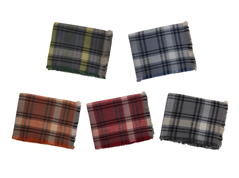 Colorful Tassel Scarf with Beautiful Pattern - Korean Style Fashion Accessory Colorful Tassel Scarf with Beautiful Pattern - Korean Style Fashion Accessory