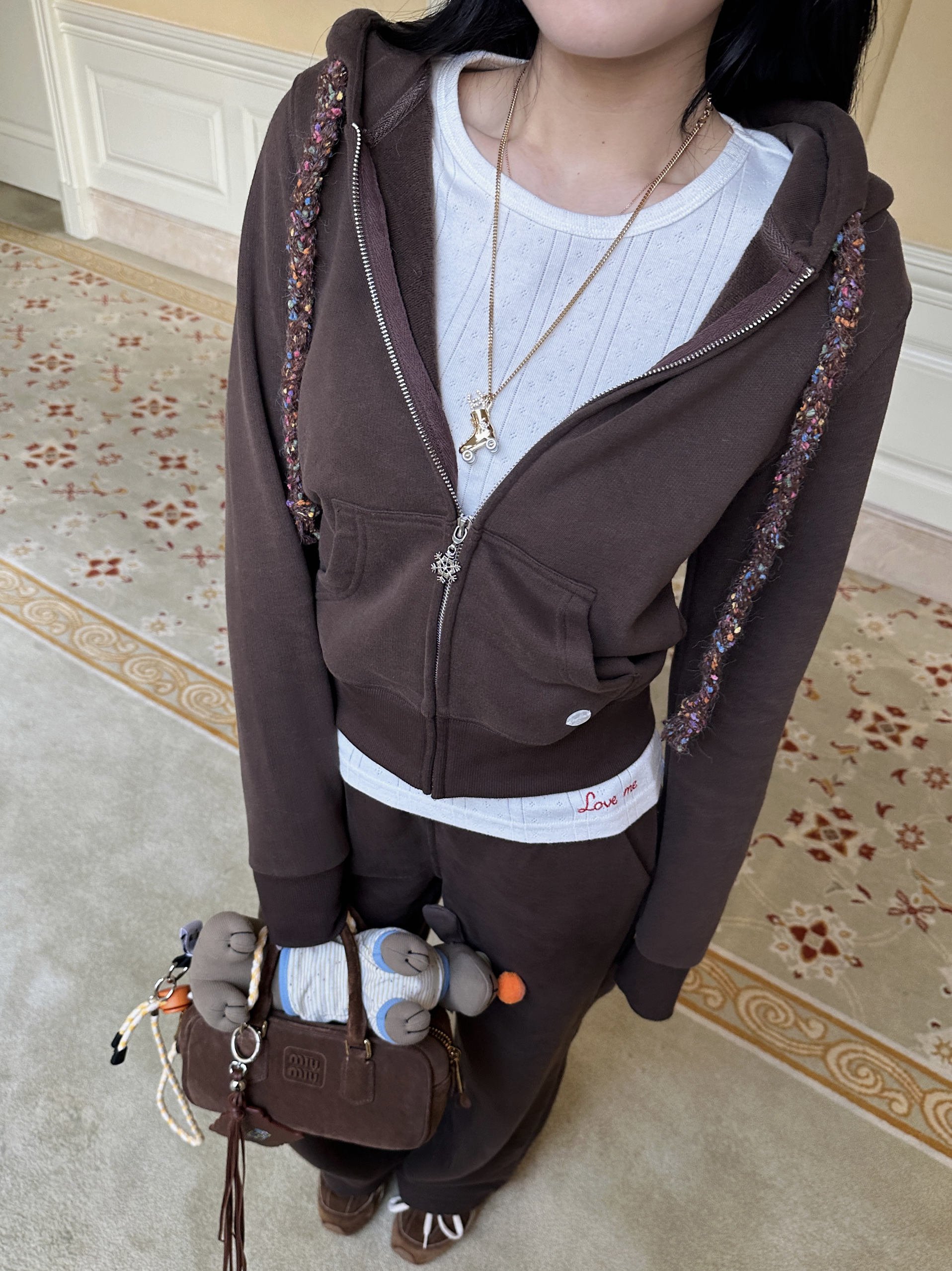 Colorful Two-Tone Fleece Sweatshirt Set with Exquisite Details - Trendy Casual Wear for a Sunny Vibe Colorful Two-Tone Fleece Sweatshirt Set with Exquisite Details - Trendy Casual Wear for a Sunny Vibe