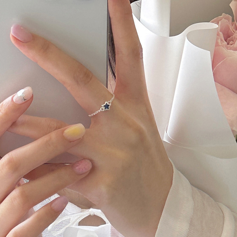 Colorful Zirconia Pull Ring for Women, Adjustable Stacking Design, Minimalist Style, Trendy Niche Fashion Accessory Colorful Zirconia Pull Ring for Women, Adjustable Stacking Design, Minimalist Style, Trendy Niche Fashion Accessory