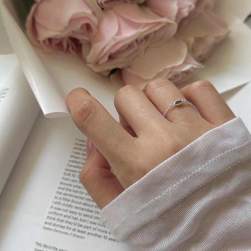 Colorful Zirconia Pull Ring for Women, Adjustable Stacking Design, Minimalist Style, Trendy Niche Fashion Accessory Colorful Zirconia Pull Ring for Women, Adjustable Stacking Design, Minimalist Style, Trendy Niche Fashion Accessory