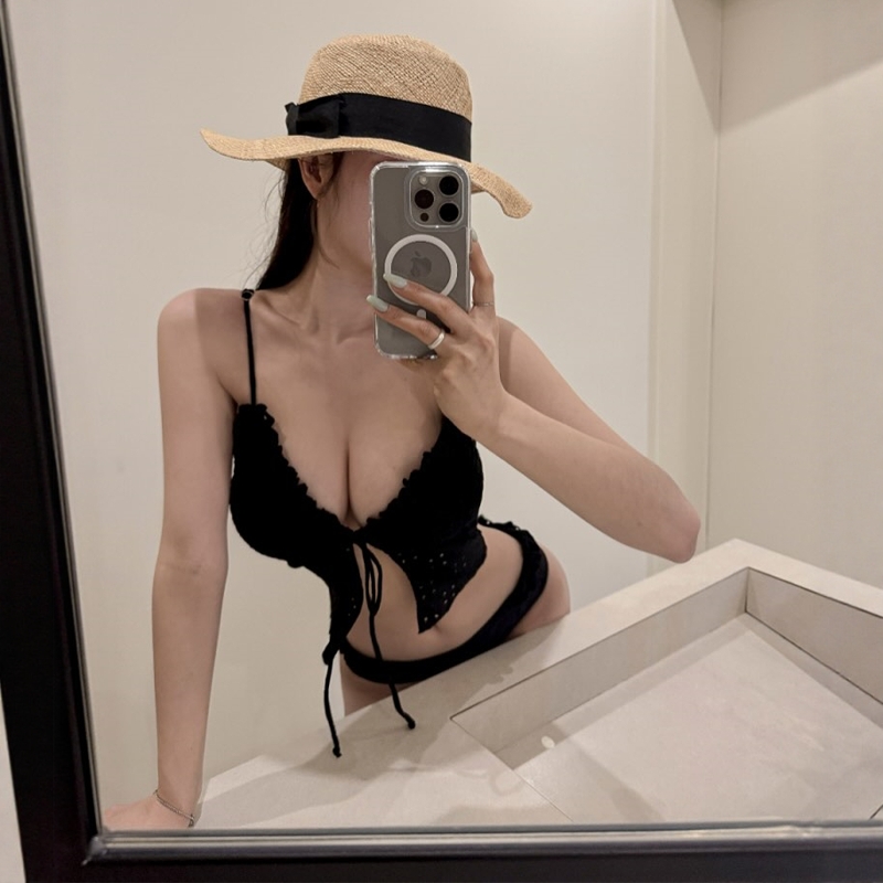 Conservative Ruffled Bikini with Lace and Tie-Up Details - Small Chest Gathering Two-Piece Swimsuit for Vacation and Hot Springs