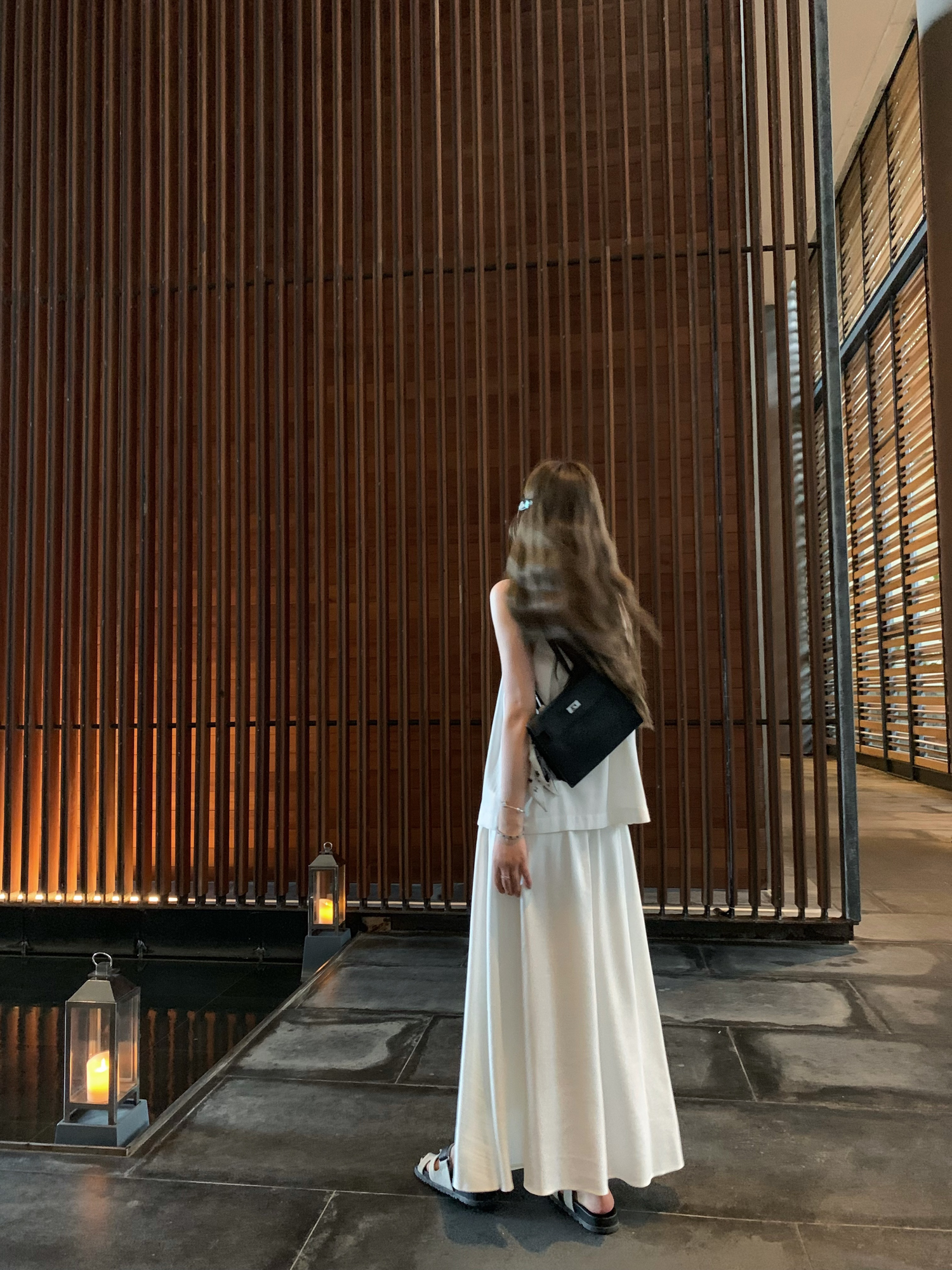 Cool Feel Neckline Halter Top with Ribbon Design and Ruffled Skirt Set - Trendy 90s-Inspired Fashion Cool Feel Neckline Halter Top with Ribbon Design and Ruffled Skirt Set - Trendy 90s-Inspired Fashion