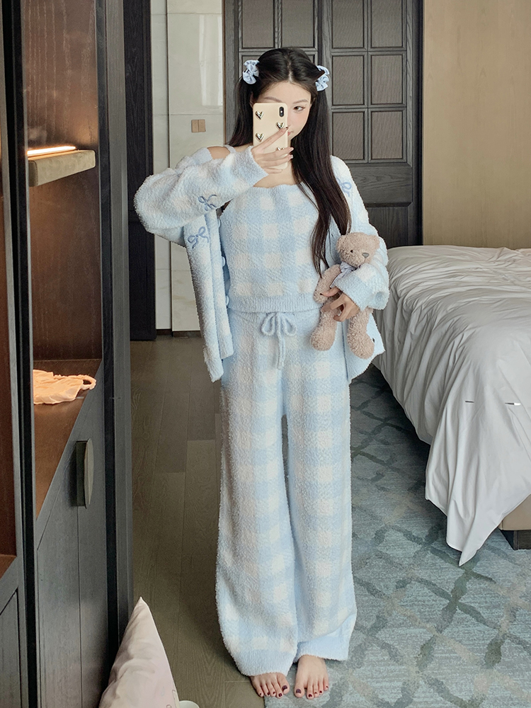 Cozy Coral Fleece Three-Piece Velvet Pajama Set for Women, Thick Autumn Winter Homewear, Cute 2025 Style Cozy Coral Fleece Three-Piece Velvet Pajama Set for Women, Thick Autumn Winter Homewear, Cute 2025 Style