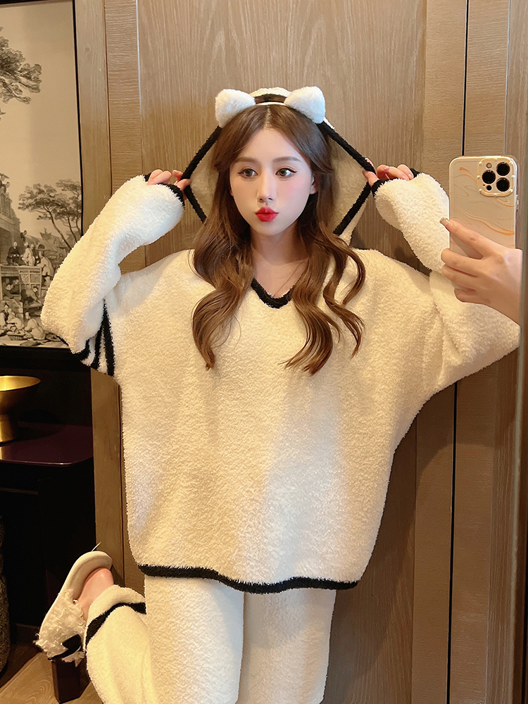 Cozy Hooded Thickened Fleece Pajama Set for Women - Autumn Winter Coral Fleece Loungewear, Trendy 2025 Style Cozy Hooded Thickened Fleece Pajama Set for Women - Autumn Winter Coral Fleece Loungewear, Trendy 2025 Style