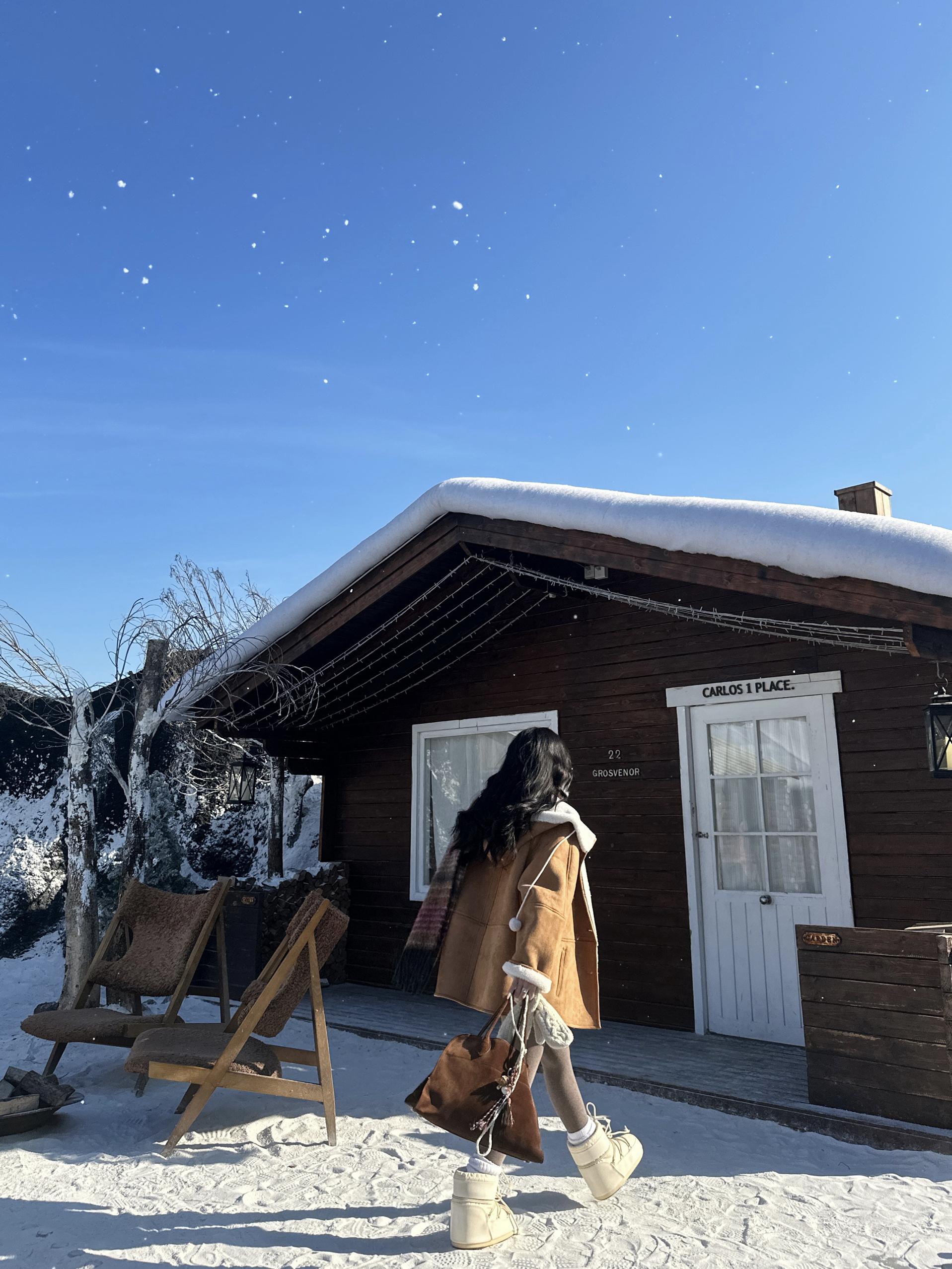 Cozy Little Bear Story Winter Fur Jacket | Windproof and Warm | Atmospheric 90s Style Outerwear Cozy Little Bear Story Winter Fur Jacket | Windproof and Warm | Atmospheric 90s Style Outerwear