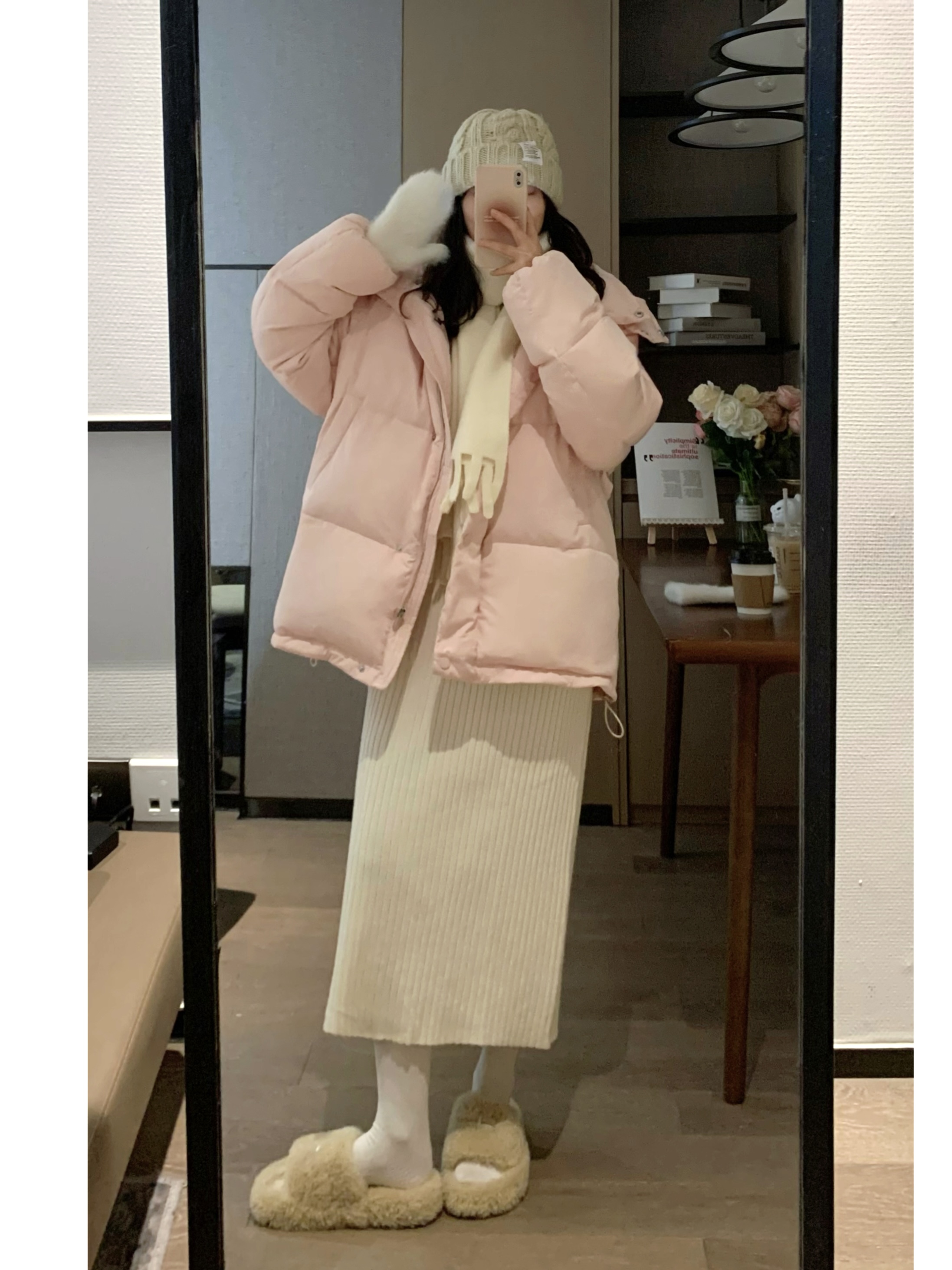 Cream White Loose Waist-Defining Knitted Long Inner Dress - Spring Style, Thick Fabric for a Flattering Silhouette Cream White Loose Waist-Defining Knitted Long Inner Dress - Spring Style, Thick Fabric for a Flattering Silhouette