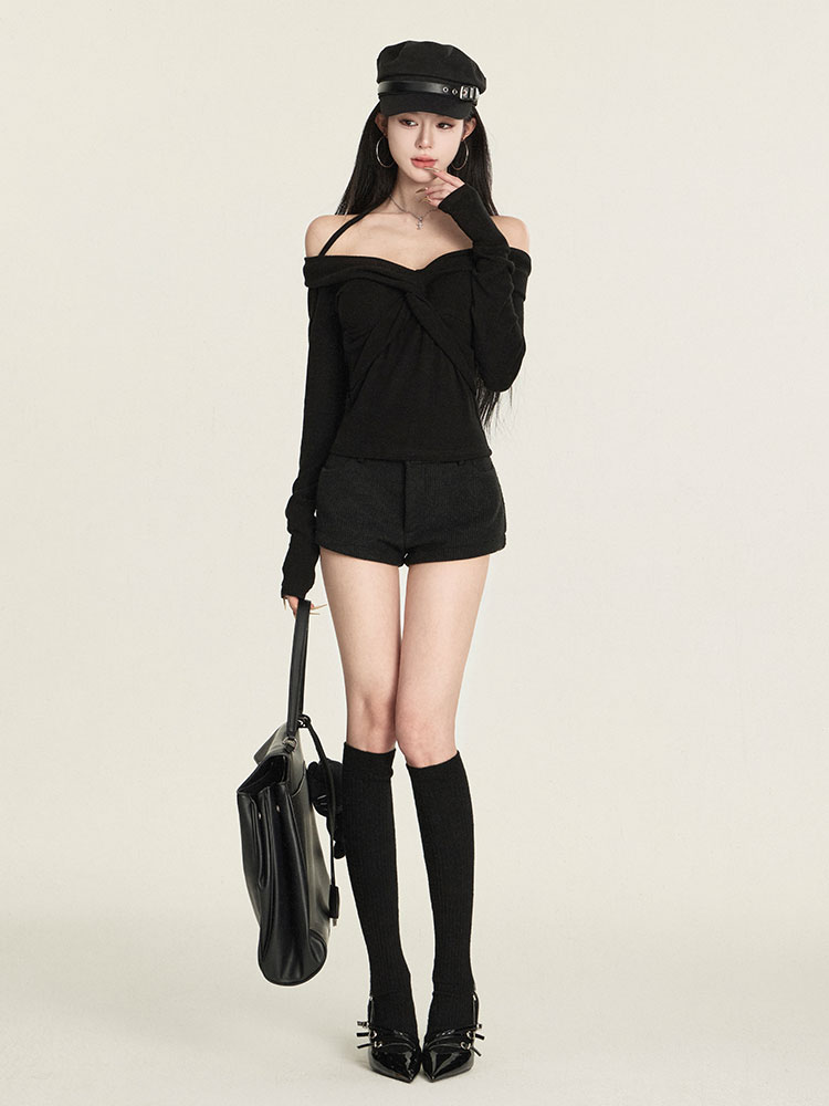 Cross-Twist Halter Top for Women - Korean Style Fashion - Trendy and Chic Design for a Stylish Look Cross-Twist Halter Top for Women - Korean Style Fashion - Trendy and Chic Design for a Stylish Look