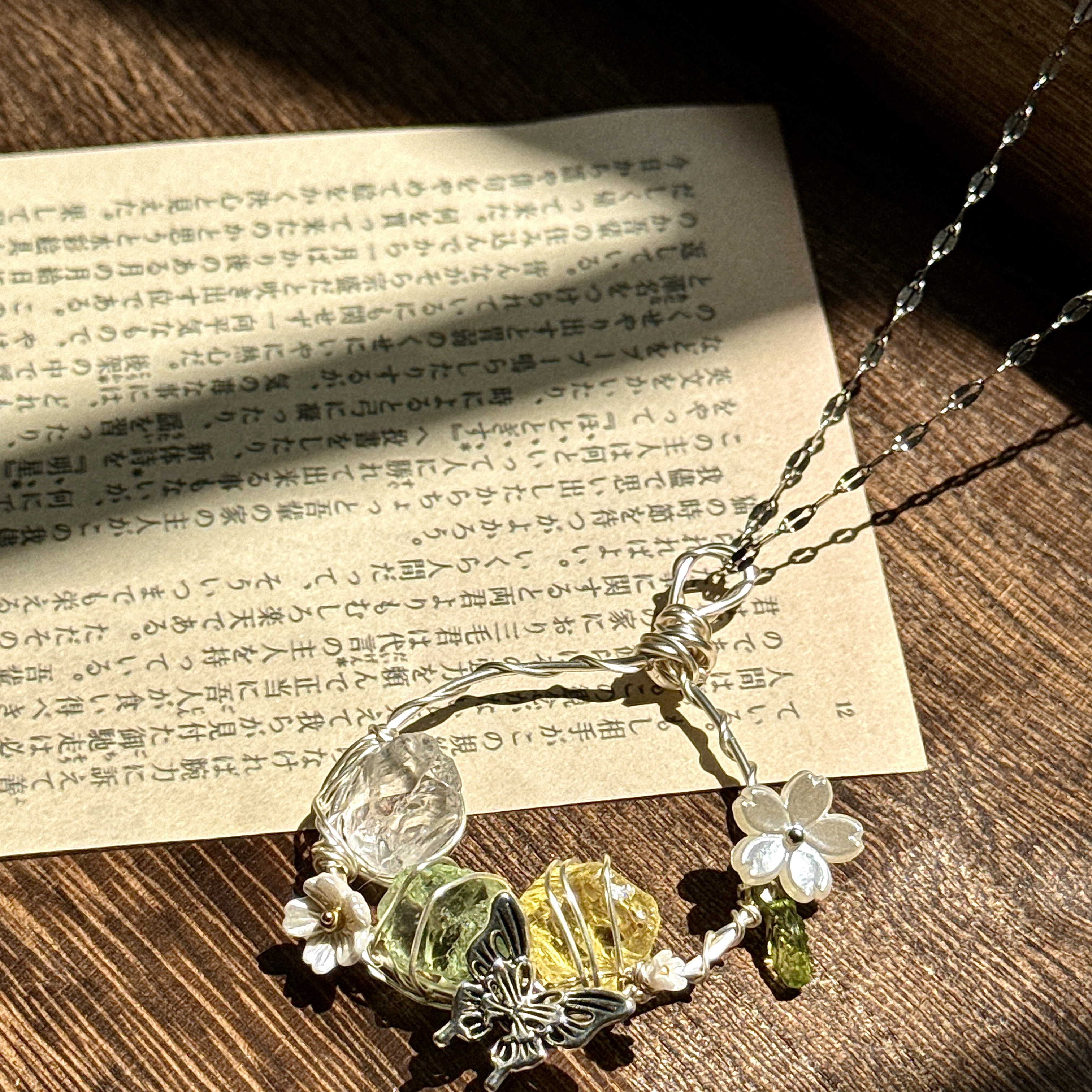 Crystal Raw Stone Macrame Necklace - Versatile Boho Jewelry for Soulful Style, Perfect for 90s and Y2K Fashion Lovers