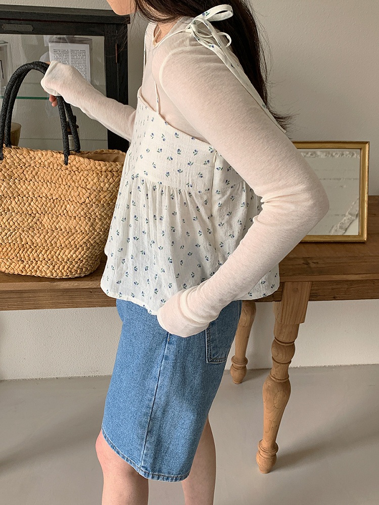 Cute Cherry Pattern Camisole with Strap Design - Fitted Corset Style, Korean Fashion, Y2K Inspired Top Cute Cherry Pattern Camisole with Strap Design - Fitted Corset Style, Korean Fashion, Y2K Inspired Top