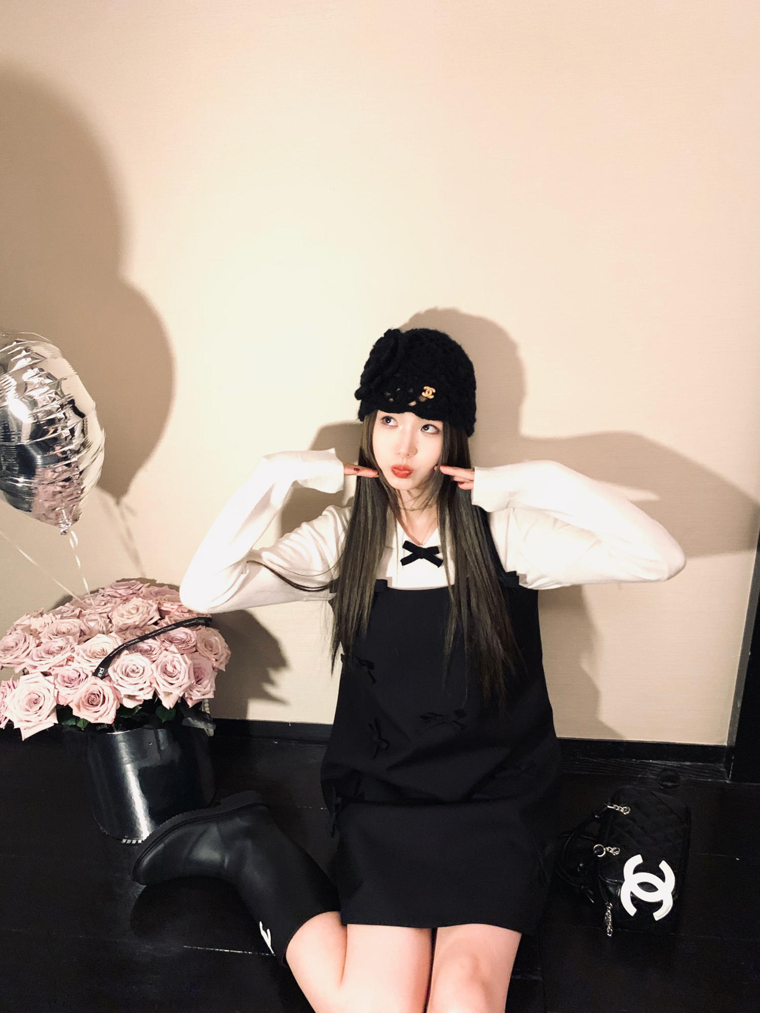 Cute Doll Collar Wool Pullover Sweater with Bow, Miu Series, Peninsula Style, Milk Color, Trendy Layering Top for Y2K Fashion Cute Doll Collar Wool Pullover Sweater with Bow, Miu Series, Peninsula Style, Milk Color, Trendy Layering Top for Y2K Fashion
