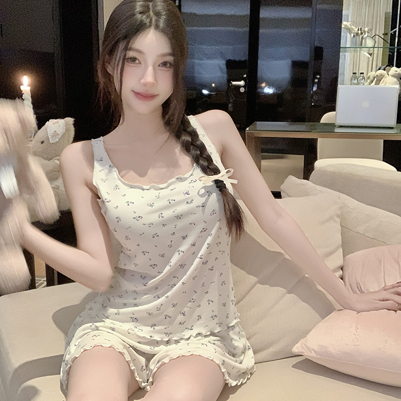 Cute Modal Camisole Shorts Pajamas for Girls - Summer 2025, Removable Pads, Versatile Loungewear, Perfect for Sleep and Relaxation