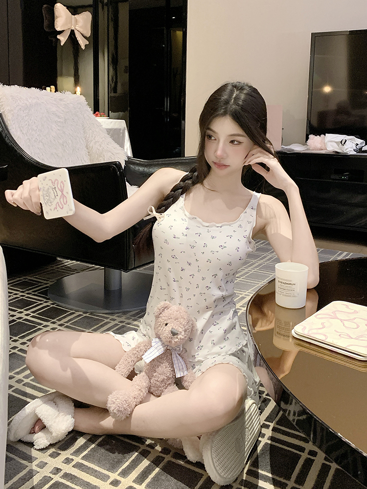 Cute Modal Camisole Shorts Pajamas for Girls - Summer 2025, Removable Pads, Versatile Loungewear, Perfect for Sleep and Relaxation Cute Modal Camisole Shorts Pajamas for Girls - Summer 2025, Removable Pads, Versatile Loungewear, Perfect for Sleep and Relaxation