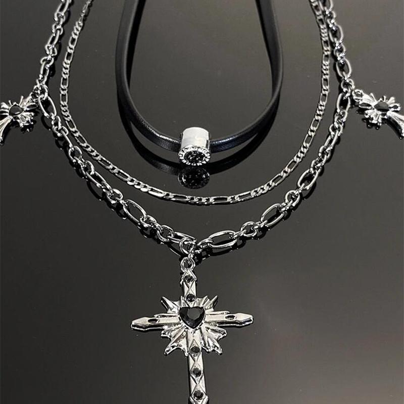 Dark Cross Layered Necklace Y2K Gothic Choker Collar Leather Clavicle Chain Accessory for Hot Girl Style Dark Cross Layered Necklace Y2K Gothic Choker Collar Leather Clavicle Chain Accessory for Hot Girl Style