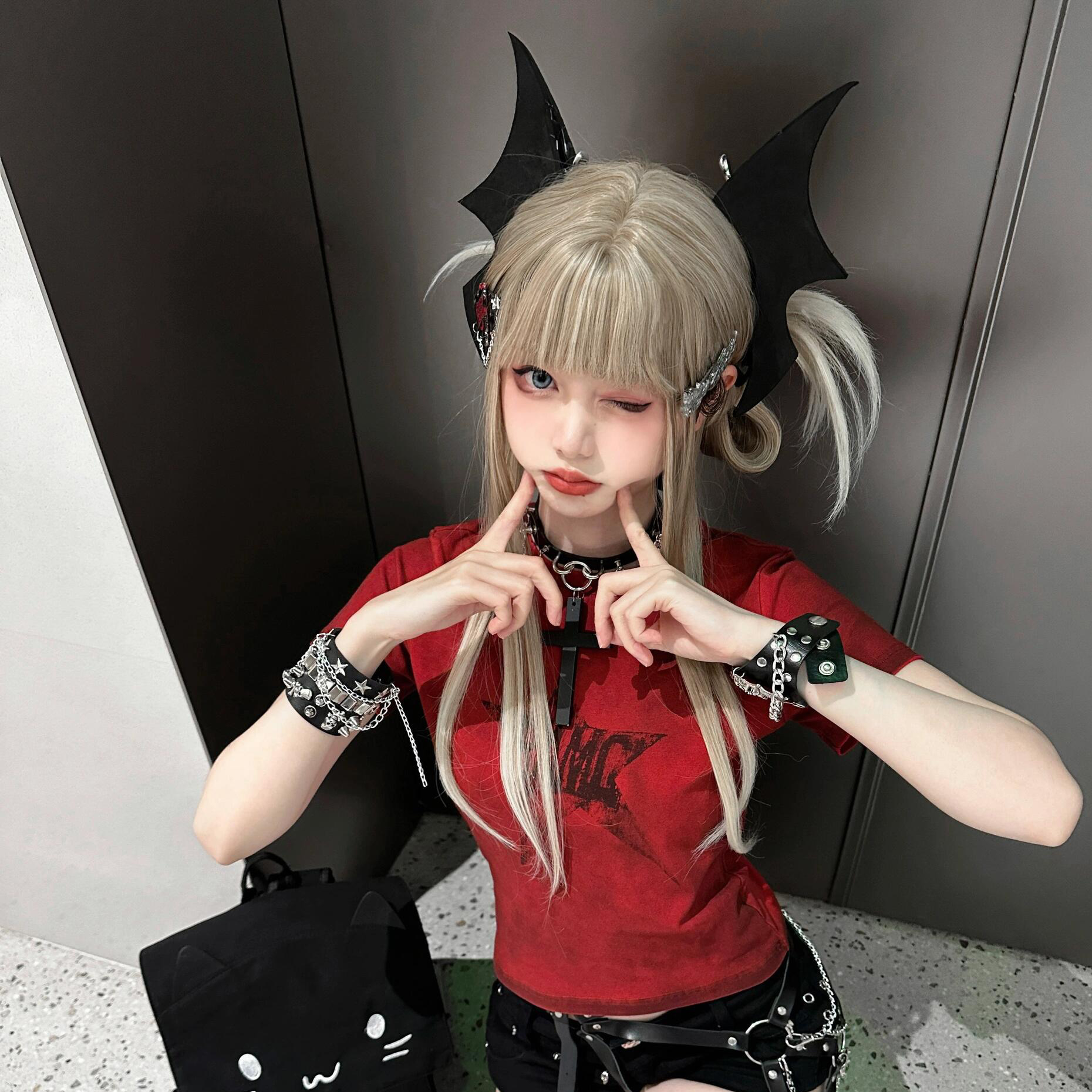 Dark Ins Demon Hairpin - Lulu Queen Bat Headband Side Clip for Sweet Cool Lolita Style - Halloween Hair Accessory