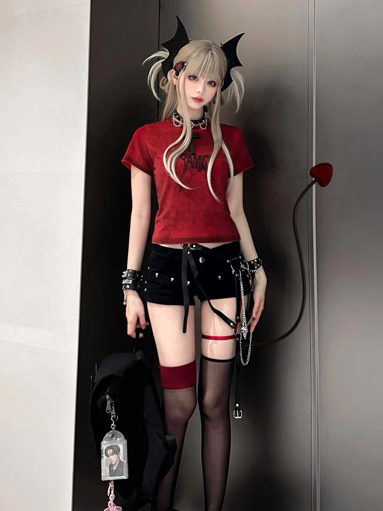 Dark Ins Demon Hairpin - Lulu Queen Bat Headband Side Clip for Sweet Cool Lolita Style - Halloween Hair Accessory Dark Ins Demon Hairpin - Lulu Queen Bat Headband Side Clip for Sweet Cool Lolita Style - Halloween Hair Accessory