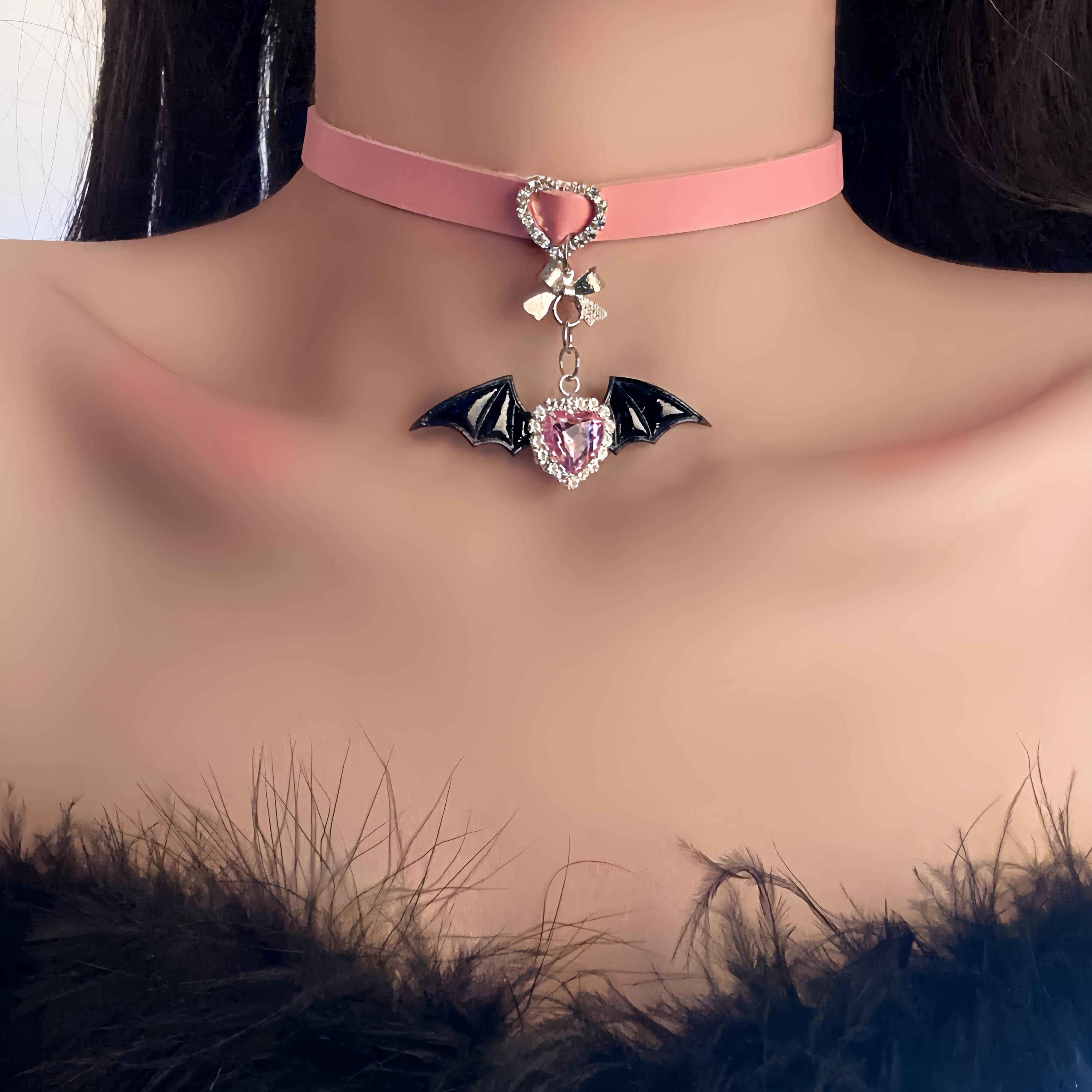 Dark Lolita Choker Necklace with Demon Wings Pendant, Personalized Clavicle Chain, Halloween Accessory, Sweet & Cool Gothic Style Dark Lolita Choker Necklace with Demon Wings Pendant, Personalized Clavicle Chain, Halloween Accessory, Sweet & Cool Gothic Style
