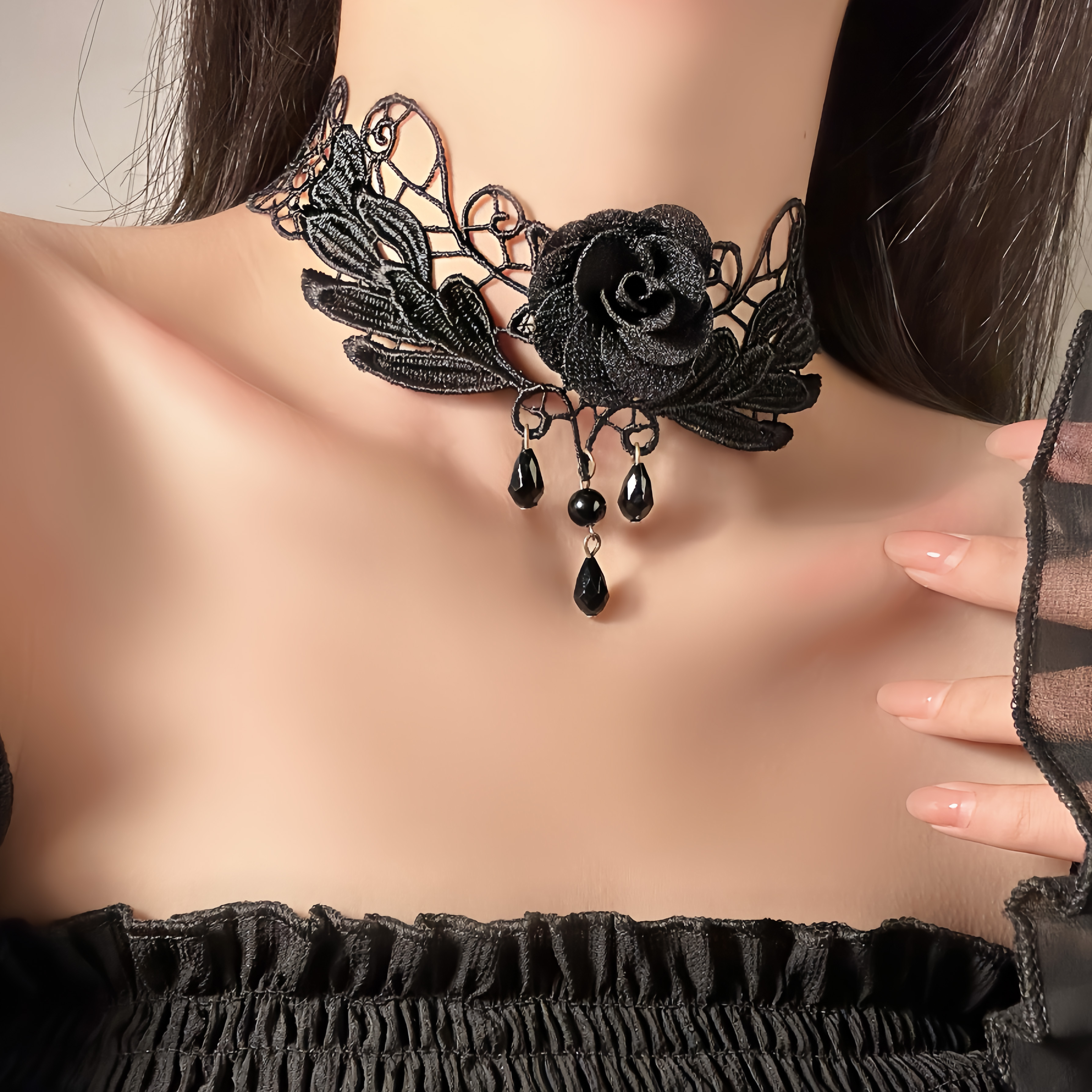 Dark Night Red Rose Choker Necklace with Black Thorn Design - Velvet Strap Collar for Halloween and Costume Accessories
