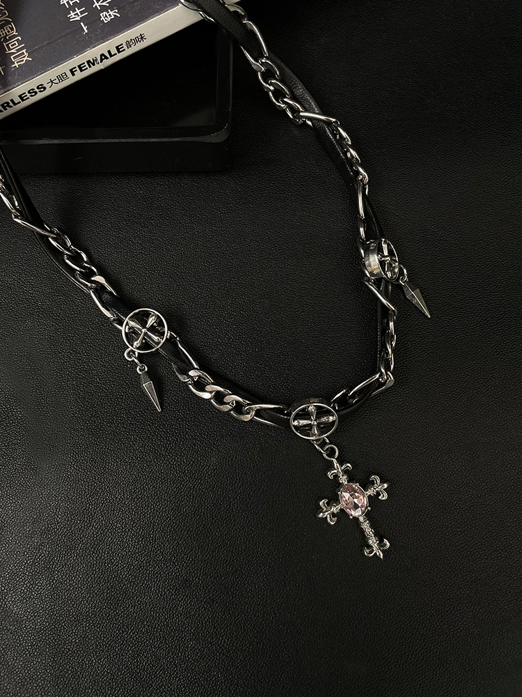 Dark Pink Diamond Studded Choker Necklace for Women - Y2K Punk Gothic Neck Chain - Sweet Cool Subculture Jewelry Dark Pink Diamond Studded Choker Necklace for Women - Y2K Punk Gothic Neck Chain - Sweet Cool Subculture Jewelry