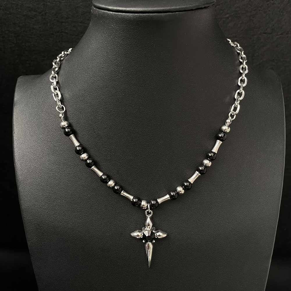 Dark Style Cross Necklace for Men & Women, Hip-Hop Clavicle Chain, Personalized Y2K Design, High-End Cool Accessory