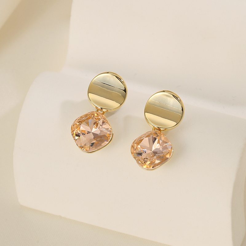 Dazzling Candy-Colored Crystal Earrings for Women, Light Luxury S925 Silver Needle, Exquisite High-End 2025 Style, Chic Fashion Accessory