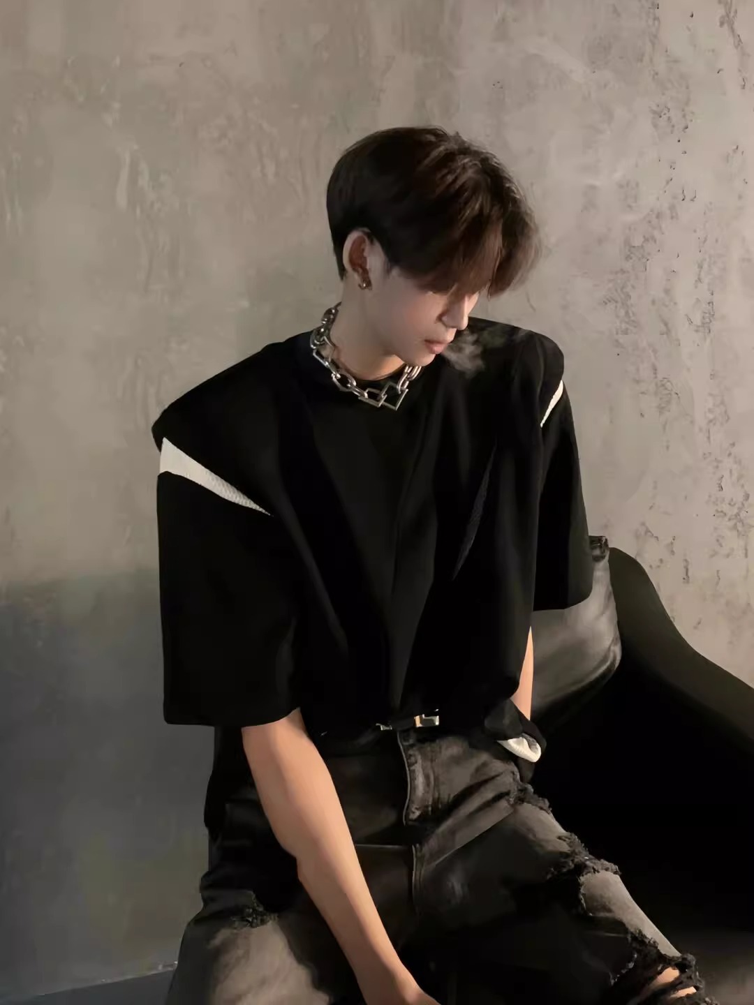 Deconstructed American Style Split Shoulder Short Sleeve T-Shirt for Men - Trendy Summer Heavy Design Round Neck Tee Deconstructed American Style Split Shoulder Short Sleeve T-Shirt for Men - Trendy Summer Heavy Design Round Neck Tee