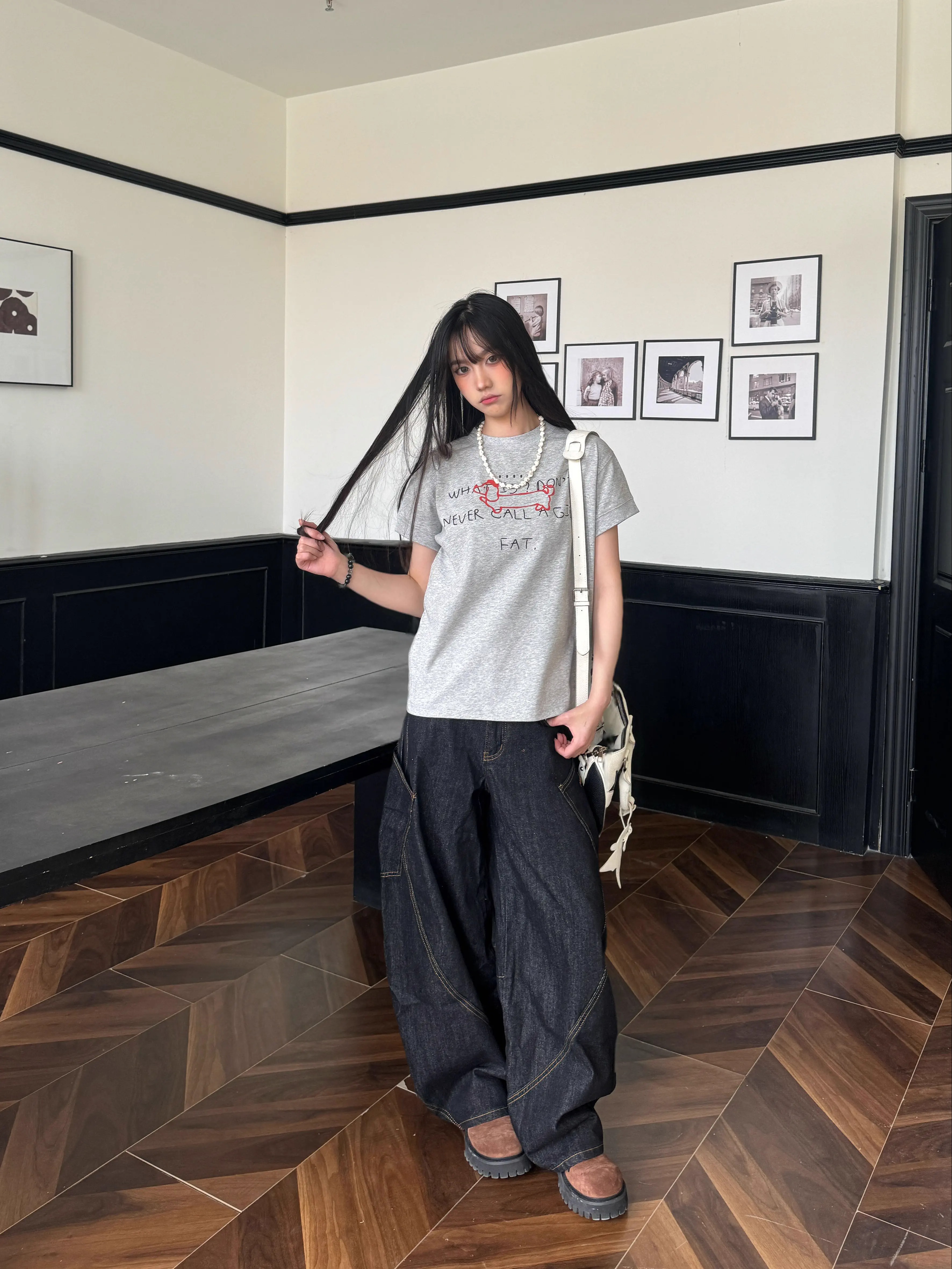 Deconstructed Multi-Pocket Wide-Leg Jeans for Men and Women - Versatile American Style Floor-Length Pants Deconstructed Multi-Pocket Wide-Leg Jeans for Men and Women - Versatile American Style Floor-Length Pants