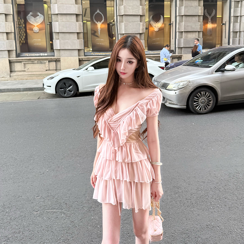Deep V Dress for Women - Summer Cake Dress in Lychee Rose, Socialite Style, Waist-Exposing, High-End Feel, Perfect for 90s Inspired Looks